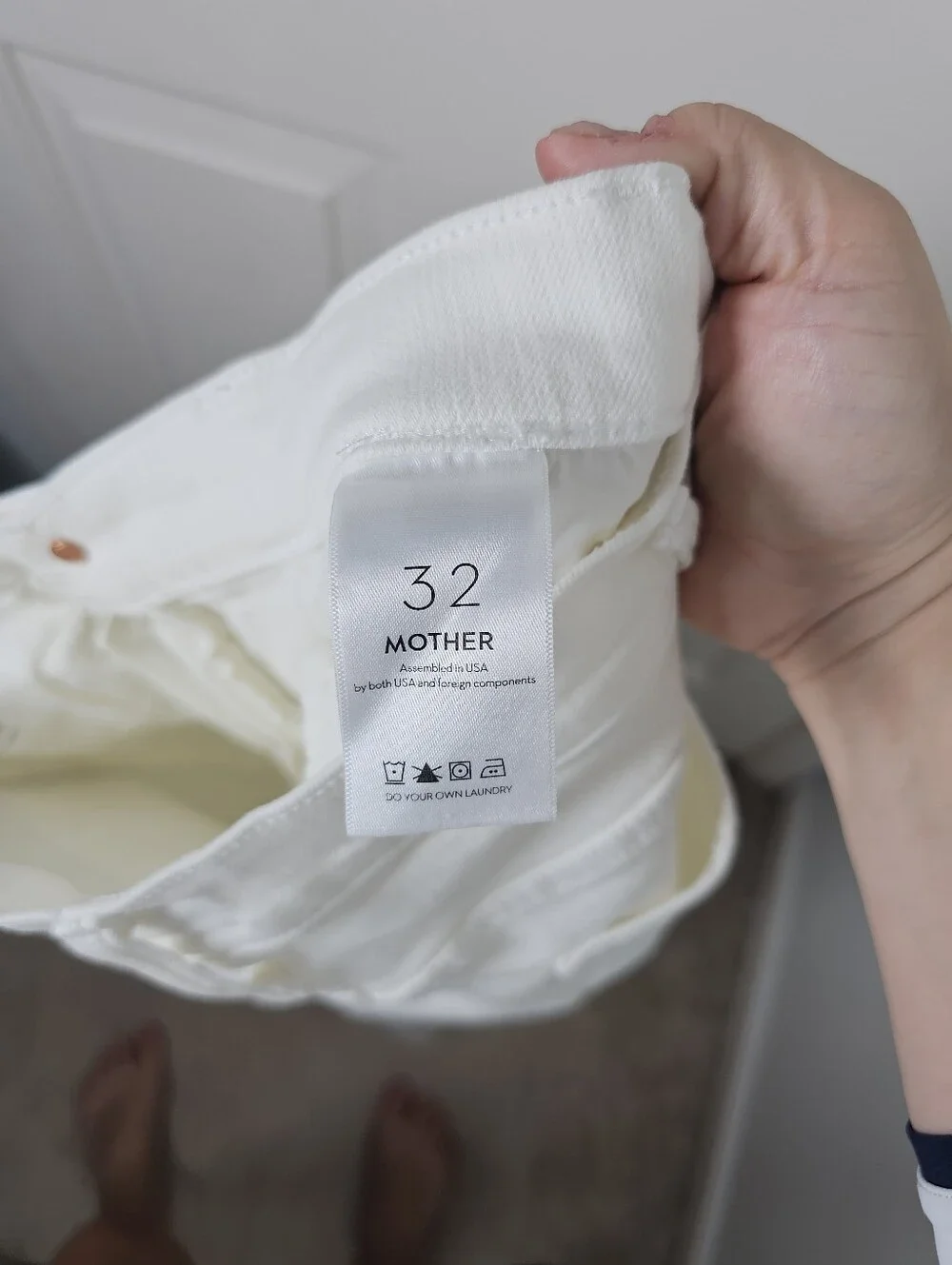 Mother The Hustler Ankle Fraw White Jeans Size 32 - Picture 7 of 7